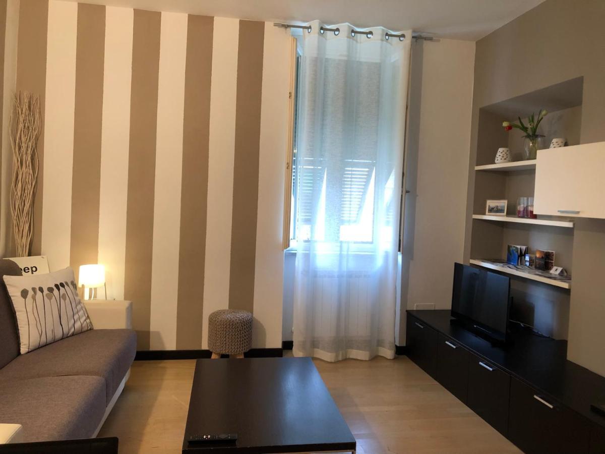 פורטו ונרה Onde House Casa Vacanze Le Grazie מראה חיצוני תמונה