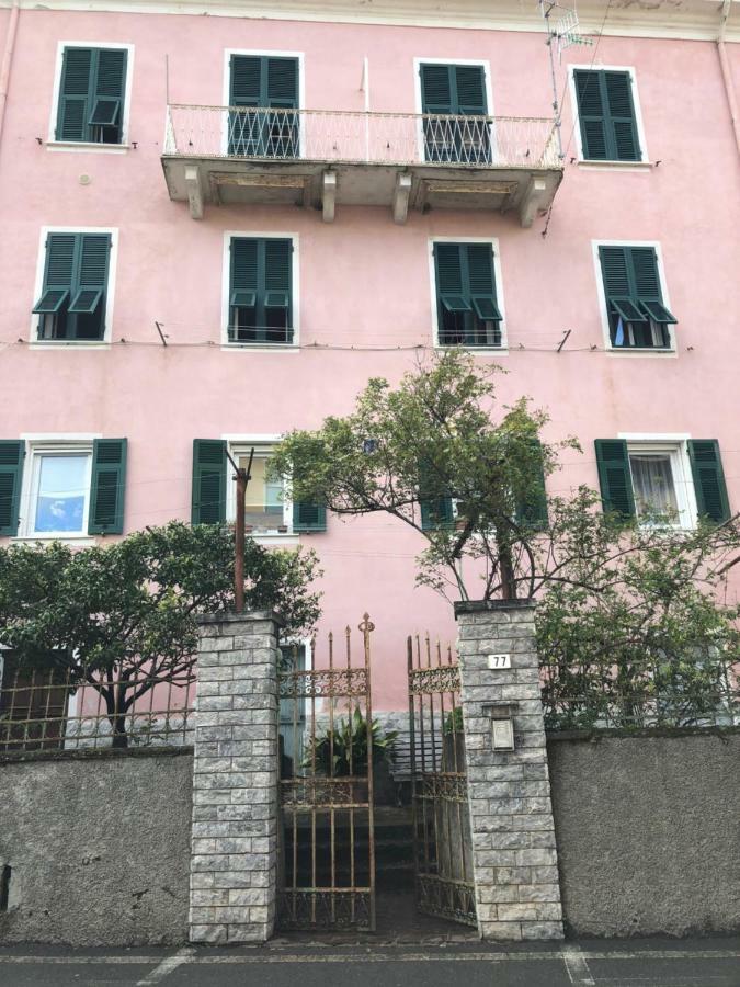 פורטו ונרה Onde House Casa Vacanze Le Grazie מראה חיצוני תמונה